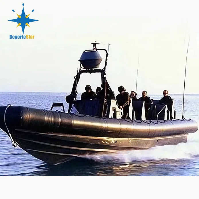 Patrulla militar en botes